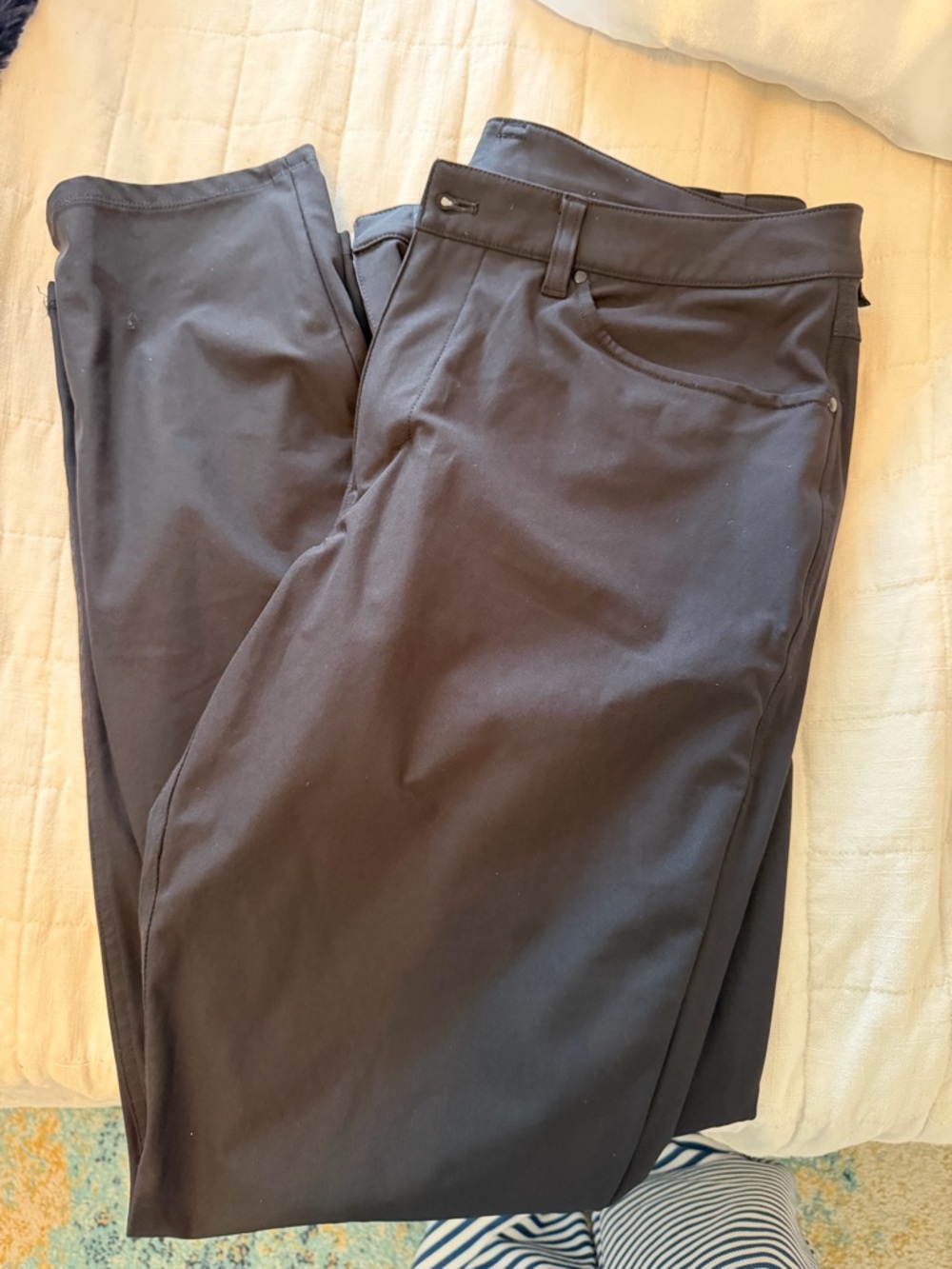 Lululemon Men's Black Performance Stretch Pants